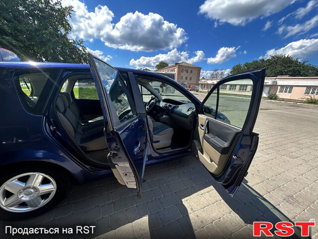 Рено Меган, объемом двигателя 1.6 л и пробегом 329 тыс. км за 4500 $, фото 7 на Automoto.ua