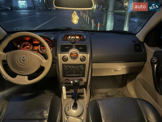 Рено Меган, объемом двигателя 2 л и пробегом 209 тыс. км за 5200 $, фото 4 на Automoto.ua
