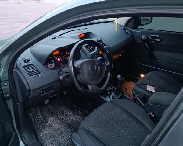 Рено Меган, объемом двигателя 1.5 л и пробегом 290 тыс. км за 3200 $, фото 3 на Automoto.ua