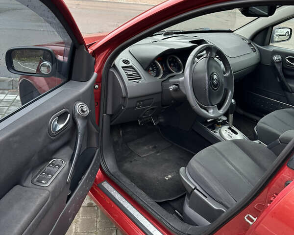 Рено Меган, об'ємом двигуна 2 л та пробігом 166 тис. км за 5950 $, фото 4 на Automoto.ua