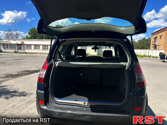 Рено Меган, объемом двигателя 1.6 л и пробегом 329 тыс. км за 4500 $, фото 9 на Automoto.ua