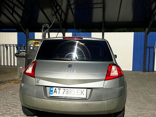 Рено Меган 2004 у Хмельницькому на Automoto.ua Рено Меган, об'ємом двигуна 1.6 л та пробігом 276 тис. км за 3500 $, фото 4 на Automoto.ua