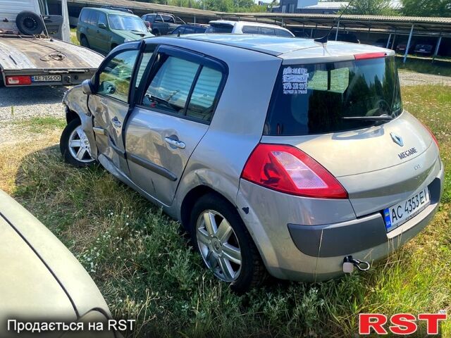 Рено Меган, объемом двигателя 1.6 л и пробегом 200 тыс. км за 2300 $, фото 4 на Automoto.ua