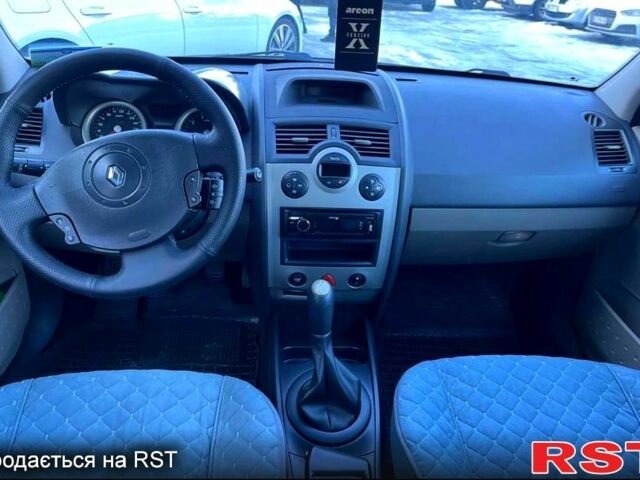 Рено Меган, объемом двигателя 16 л и пробегом 260 тыс. км за 4600 $, фото 10 на Automoto.ua