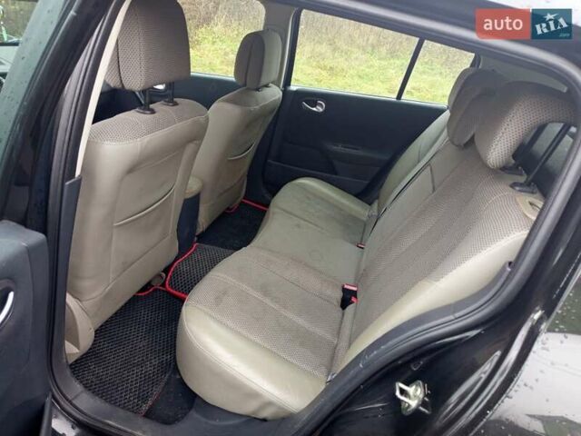 Рено Меган, объемом двигателя 1.6 л и пробегом 194 тыс. км за 4500 $, фото 9 на Automoto.ua