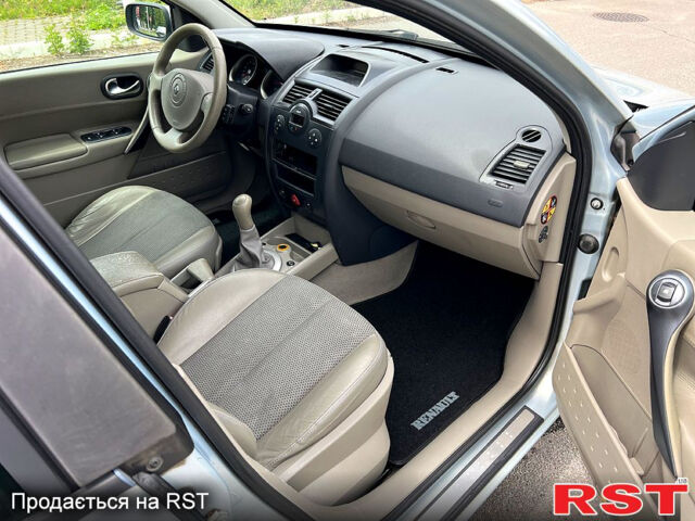 Рено Меган, объемом двигателя 1.6 л и пробегом 198 тыс. км за 5299 $, фото 4 на Automoto.ua