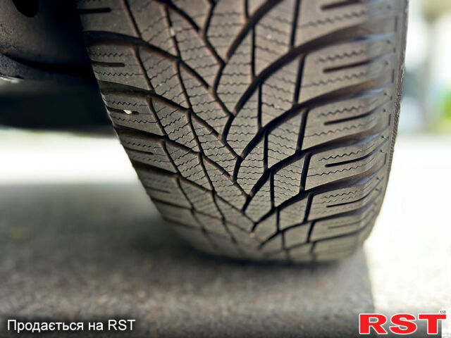 Рено Меган, объемом двигателя 1.6 л и пробегом 198 тыс. км за 5299 $, фото 11 на Automoto.ua