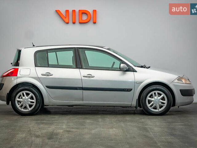 Рено Меган, объемом двигателя 1.6 л и пробегом 216 тыс. км за 4841 $, фото 3 на Automoto.ua