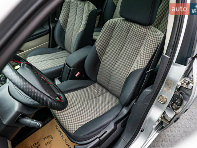 Рено Меган, объемом двигателя 1.6 л и пробегом 216 тыс. км за 4841 $, фото 8 на Automoto.ua