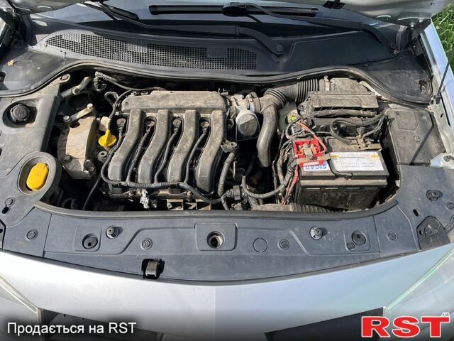 Рено Меган, об'ємом двигуна 1.6 л та пробігом 230 тис. км за 4700 $, фото 6 на Automoto.ua