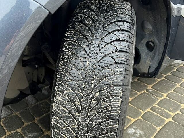 Рено Меган, объемом двигателя 16 л и пробегом 397 тыс. км за 4000 $, фото 2 на Automoto.ua