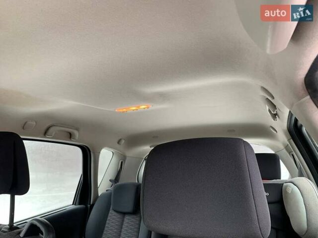 Рено Меган, объемом двигателя 1.87 л и пробегом 280 тыс. км за 5000 $, фото 17 на Automoto.ua