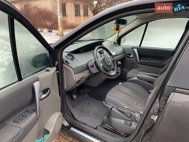 Рено Меган, объемом двигателя 1.87 л и пробегом 280 тыс. км за 5000 $, фото 20 на Automoto.ua