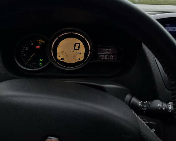 Рено Меган, об'ємом двигуна 1.5 л та пробігом 248 тис. км за 5399 $, фото 8 на Automoto.ua