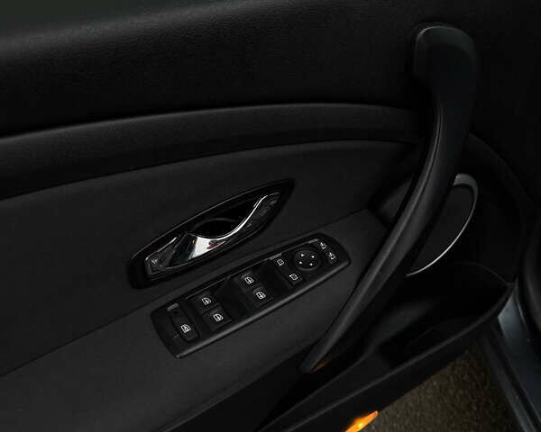 Рено Меган, об'ємом двигуна 1.5 л та пробігом 248 тис. км за 5399 $, фото 4 на Automoto.ua