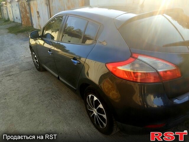 Рено Меган 2008 в Днепре (Днепропетровске) на Automoto.ua Рено Меган, объемом двигателя 1.5 л и пробегом 330 тыс. км за 6500 $, фото 1 на Automoto.ua
