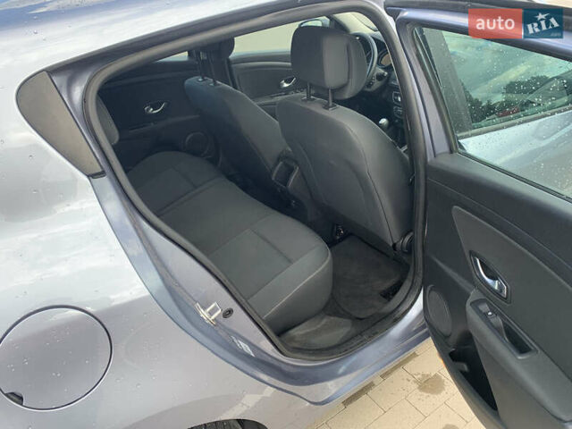 Рено Меган, объемом двигателя 1.6 л и пробегом 231 тыс. км за 6300 $, фото 14 на Automoto.ua