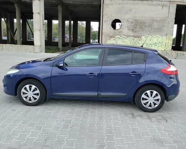 Рено Меган, объемом двигателя 1.6 л и пробегом 194 тыс. км за 5200 $, фото 5 на Automoto.ua