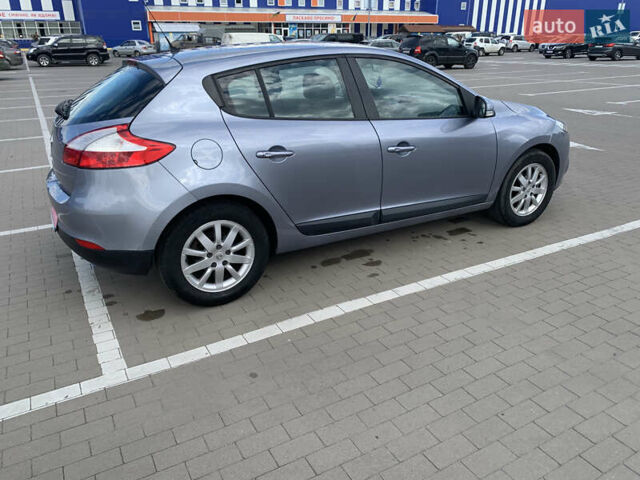 Рено Меган, объемом двигателя 1.6 л и пробегом 231 тыс. км за 6300 $, фото 10 на Automoto.ua