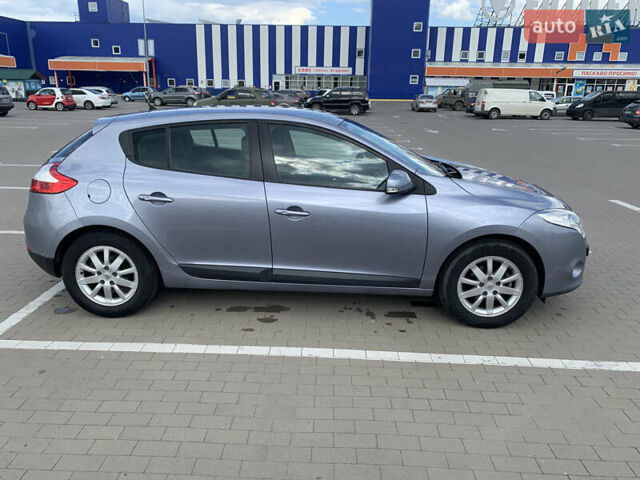 Рено Меган, объемом двигателя 1.6 л и пробегом 231 тыс. км за 6300 $, фото 11 на Automoto.ua