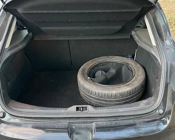 Рено Меган, объемом двигателя 1.6 л и пробегом 242 тыс. км за 5700 $, фото 15 на Automoto.ua