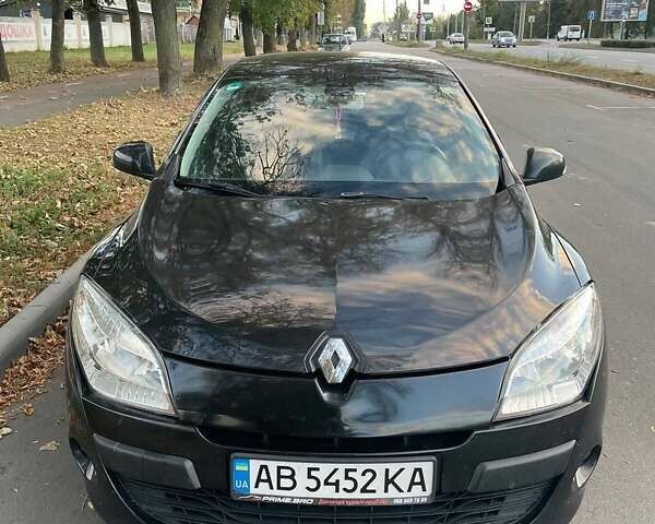 Рено Меган, объемом двигателя 1.6 л и пробегом 242 тыс. км за 5700 $, фото 2 на Automoto.ua