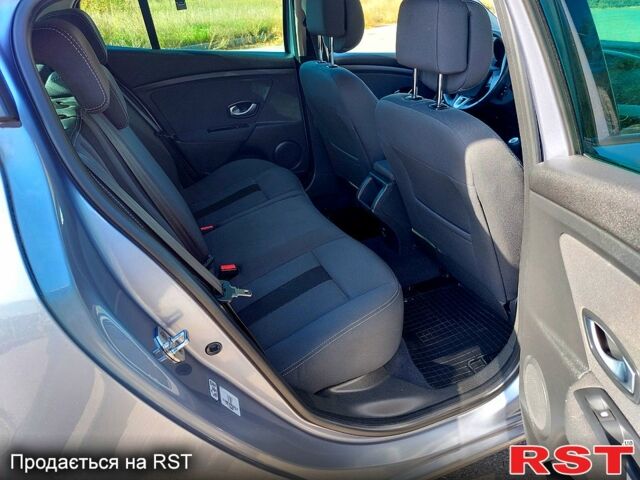 Рено Меган, об'ємом двигуна 1.6 л та пробігом 189 тис. км за 7000 $, фото 6 на Automoto.ua