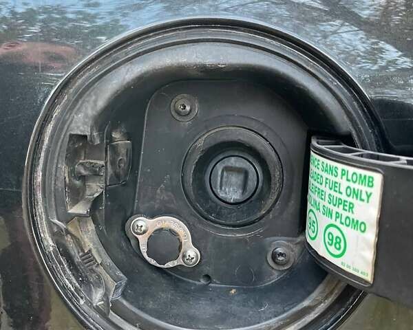 Рено Меган, объемом двигателя 1.6 л и пробегом 242 тыс. км за 5700 $, фото 16 на Automoto.ua