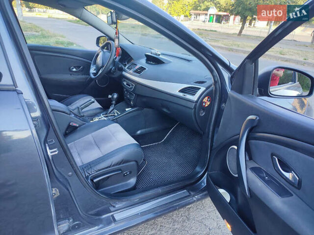 Рено Меган, объемом двигателя 1.5 л и пробегом 309 тыс. км за 6600 $, фото 11 на Automoto.ua