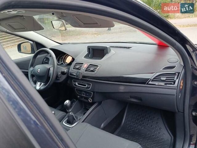 Рено Меган, об'ємом двигуна 1.6 л та пробігом 225 тис. км за 6999 $, фото 48 на Automoto.ua