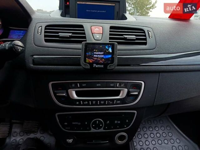 Рено Меган, об'ємом двигуна 1.6 л та пробігом 225 тис. км за 6999 $, фото 58 на Automoto.ua