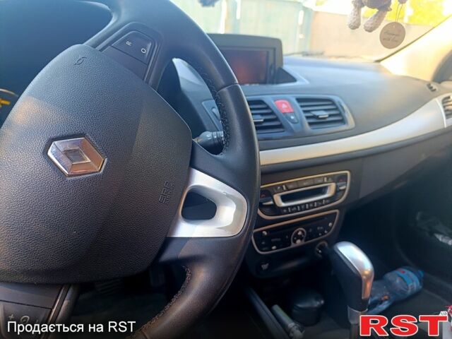 Рено Меган, объемом двигателя 1.5 л и пробегом 0 тыс. км за 7000 $, фото 5 на Automoto.ua