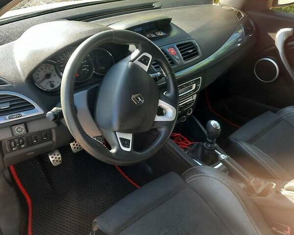 Рено Меган, об'ємом двигуна 1.4 л та пробігом 205 тис. км за 6700 $, фото 10 на Automoto.ua
