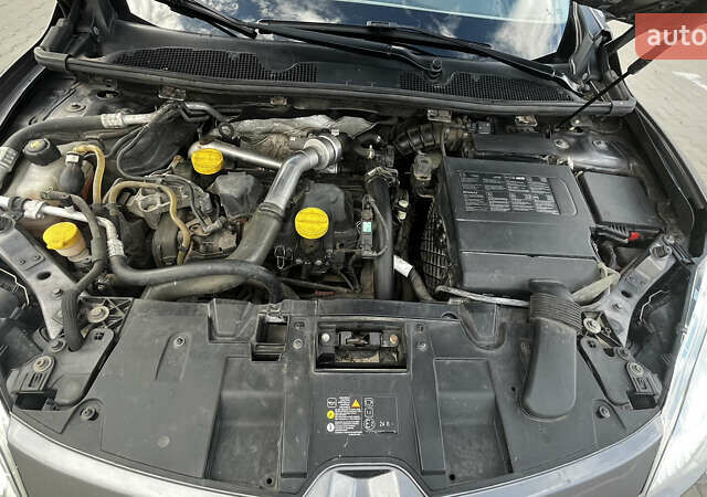 Рено Меган, объемом двигателя 1.46 л и пробегом 228 тыс. км за 6300 $, фото 1 на Automoto.ua