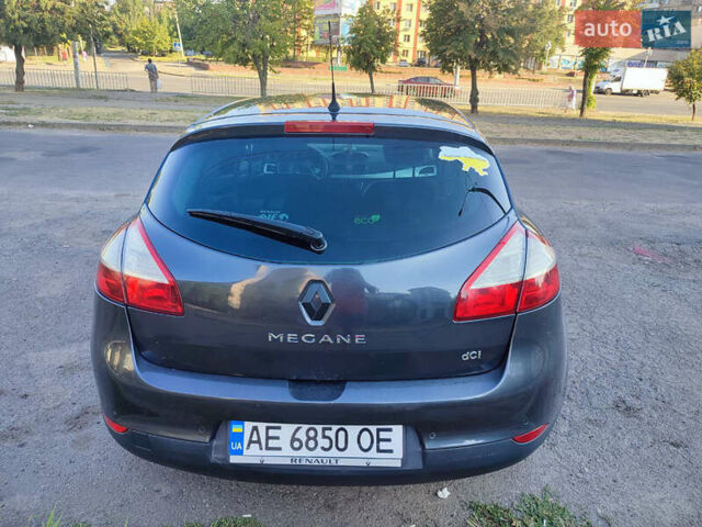 Рено Меган, объемом двигателя 1.5 л и пробегом 309 тыс. км за 6600 $, фото 9 на Automoto.ua