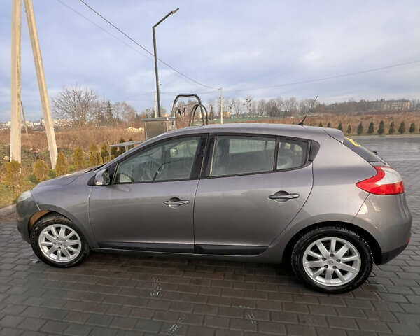 Рено Меган, объемом двигателя 1.6 л и пробегом 181 тыс. км за 6300 $, фото 2 на Automoto.ua