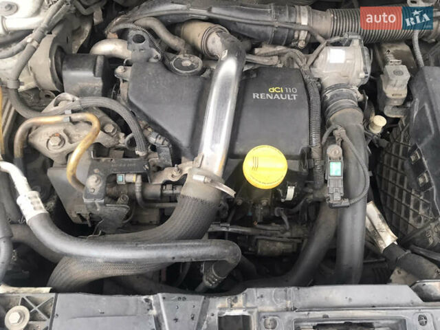 Рено Меган, объемом двигателя 1.5 л и пробегом 315 тыс. км за 7200 $, фото 20 на Automoto.ua