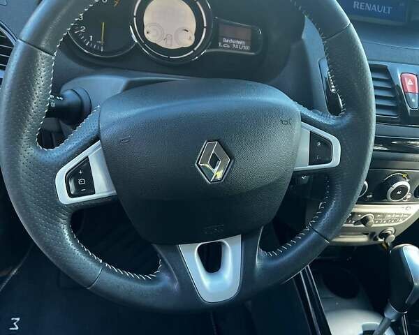 Рено Меган, об'ємом двигуна 2 л та пробігом 105 тис. км за 8100 $, фото 22 на Automoto.ua