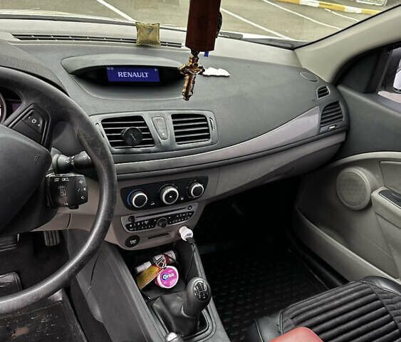 Рено Меган, об'ємом двигуна 1.5 л та пробігом 290 тис. км за 5800 $, фото 10 на Automoto.ua