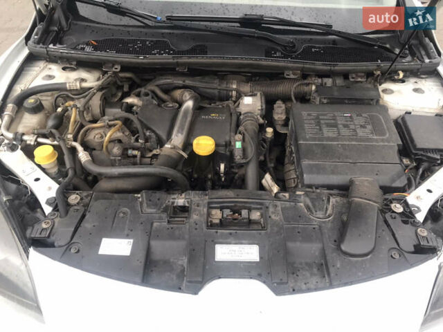 Рено Меган, объемом двигателя 1.5 л и пробегом 315 тыс. км за 7200 $, фото 18 на Automoto.ua