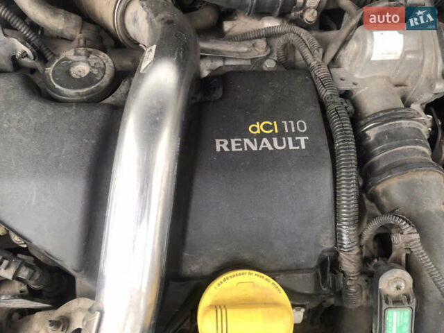 Рено Меган, объемом двигателя 1.5 л и пробегом 315 тыс. км за 7200 $, фото 21 на Automoto.ua