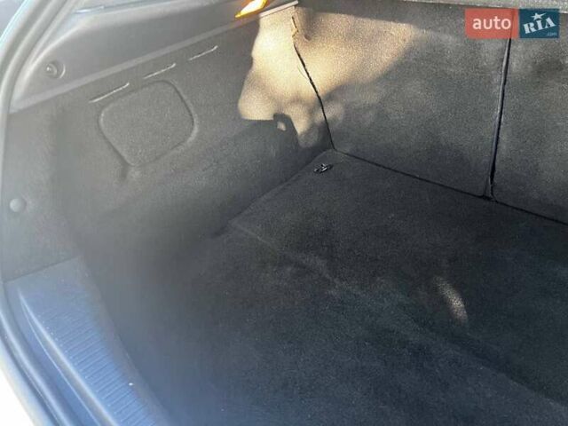 Рено Меган, об'ємом двигуна 2 л та пробігом 105 тис. км за 8100 $, фото 38 на Automoto.ua