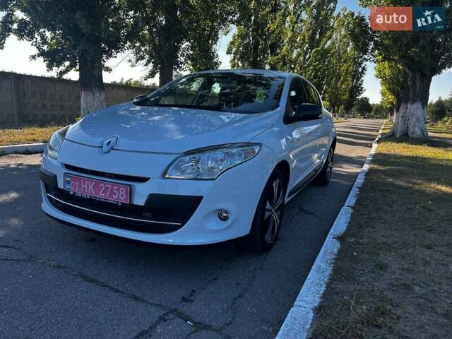 Рено Меган, об'ємом двигуна 2 л та пробігом 105 тис. км за 8100 $, фото 4 на Automoto.ua