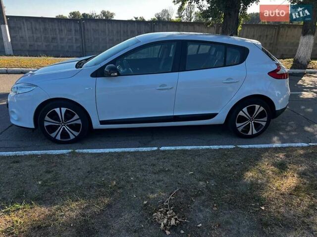 Рено Меган, об'ємом двигуна 2 л та пробігом 105 тис. км за 8100 $, фото 10 на Automoto.ua