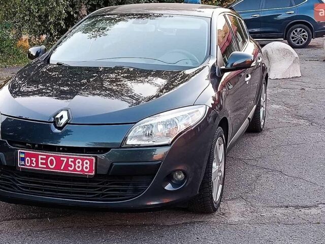 Рено Меган, объемом двигателя 1.6 л и пробегом 200 тыс. км за 7250 $, фото 12 на Automoto.ua