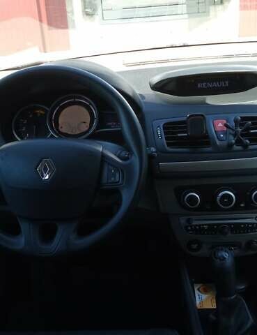 Рено Меган, об'ємом двигуна 1.46 л та пробігом 245 тис. км за 5300 $, фото 3 на Automoto.ua