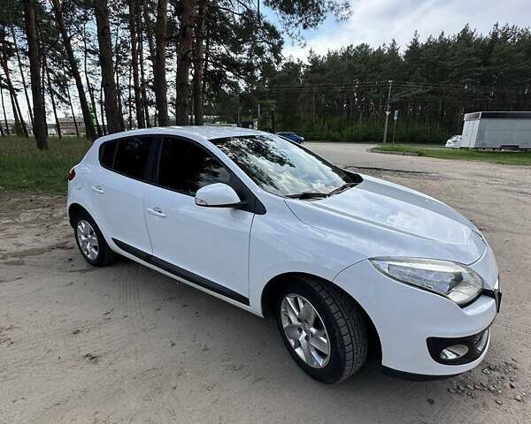 Рено Меган, объемом двигателя 1.5 л и пробегом 196 тыс. км за 7450 $, фото 4 на Automoto.ua