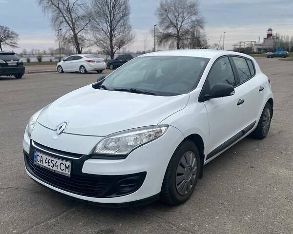 Рено Меган, объемом двигателя 1.5 л и пробегом 300 тыс. км за 6800 $, фото 14 на Automoto.ua