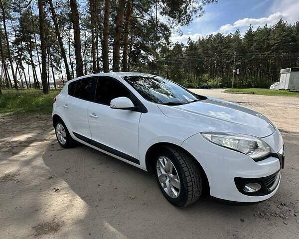 Рено Меган, объемом двигателя 1.5 л и пробегом 196 тыс. км за 7450 $, фото 3 на Automoto.ua