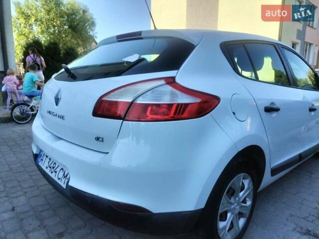 Рено Меган, объемом двигателя 1.46 л и пробегом 300 тыс. км за 7000 $, фото 4 на Automoto.ua